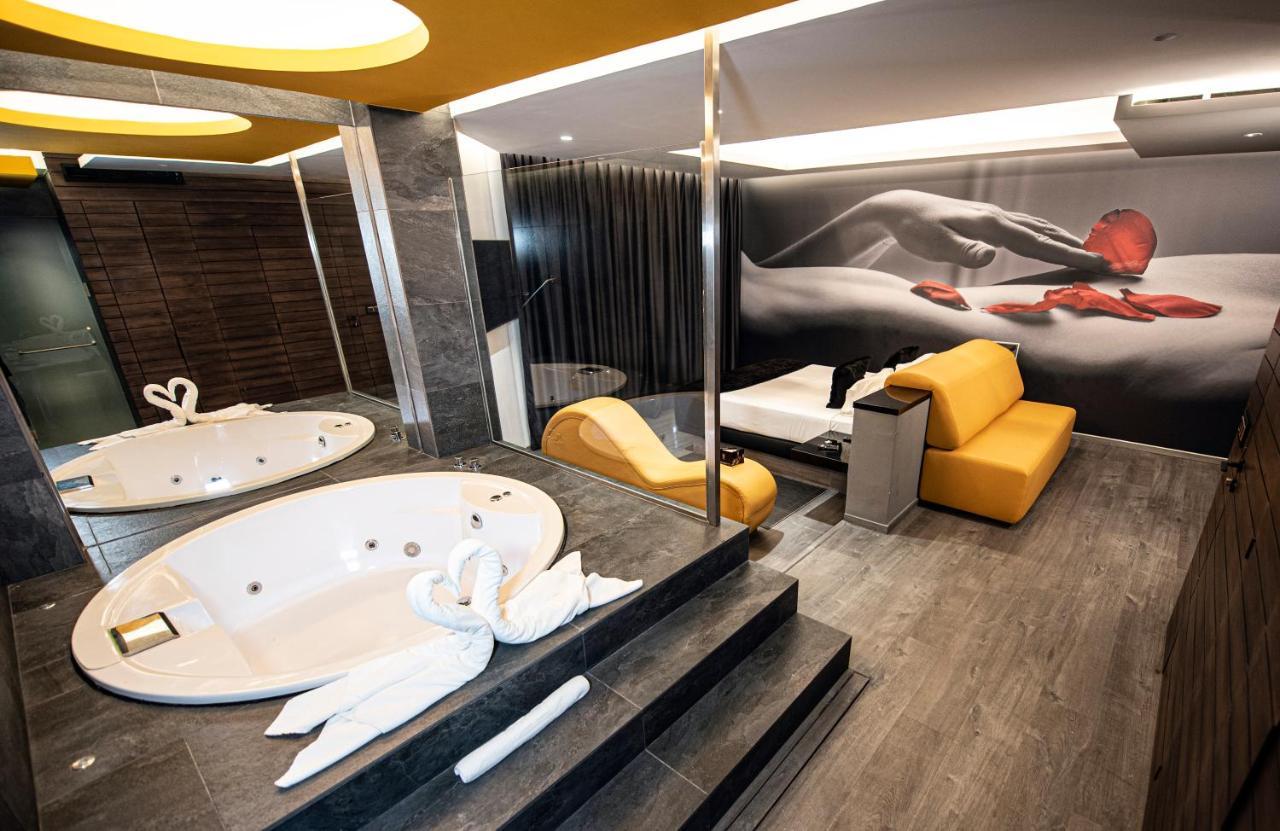 Hotel Luve San Antonio de Banageber Eksteriør billede