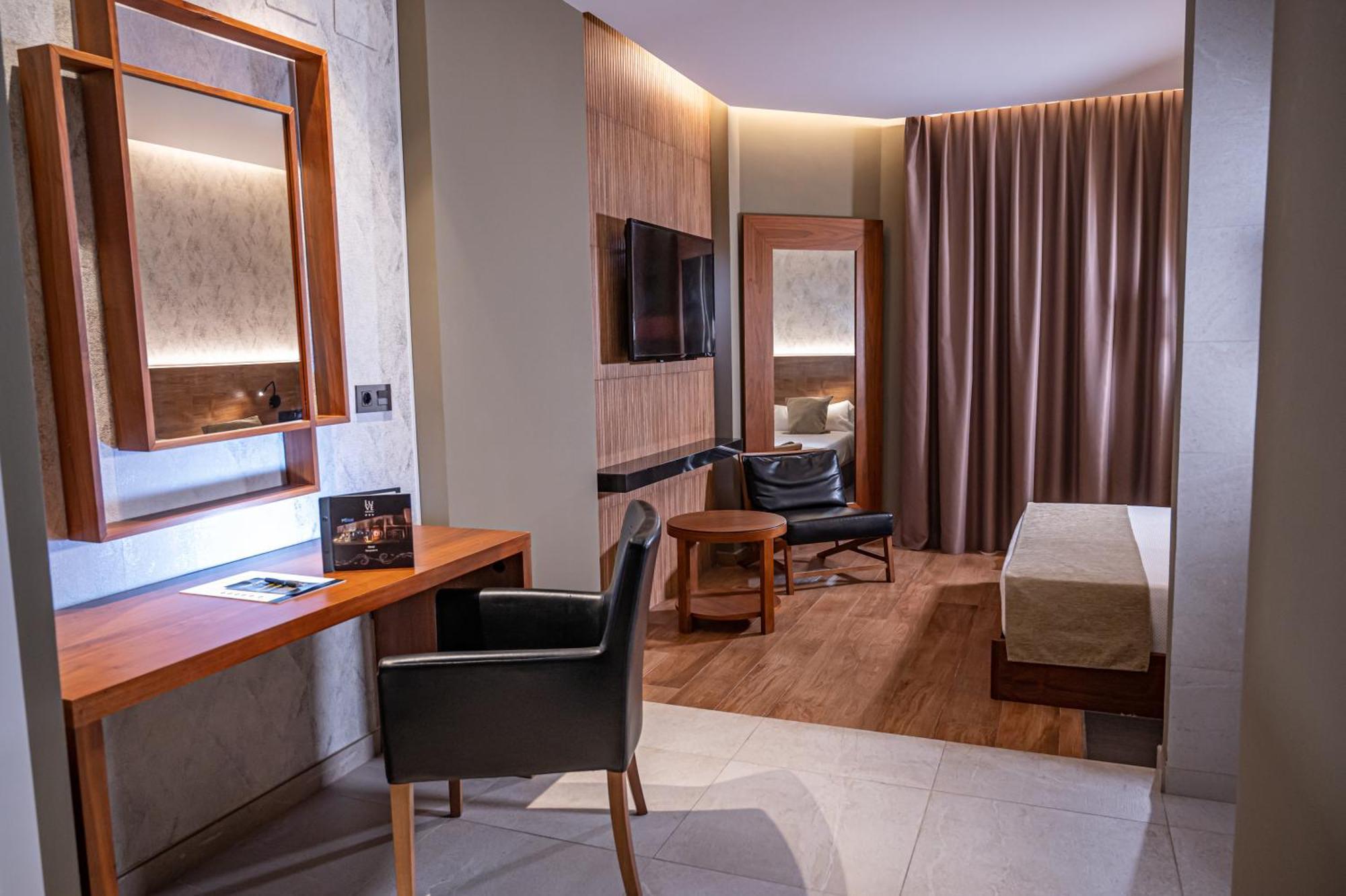 Hotel Luve San Antonio de Banageber Eksteriør billede